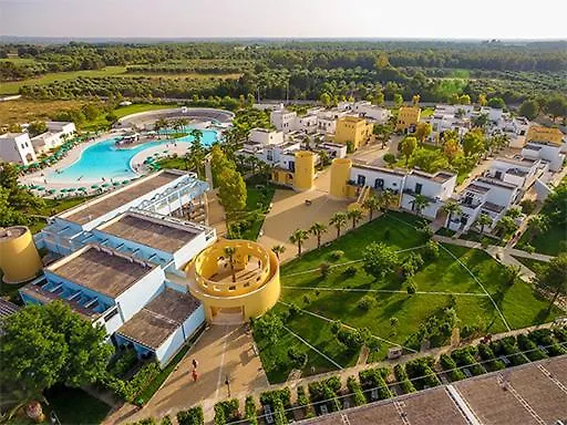 Fruit Village La Brunese توري ديل أورسو