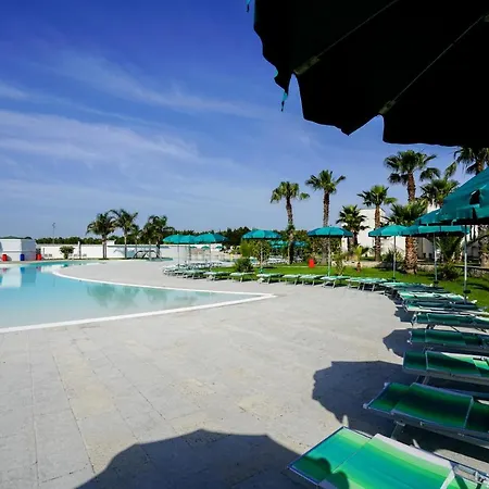 Hotel Fruit Village La Brunese *